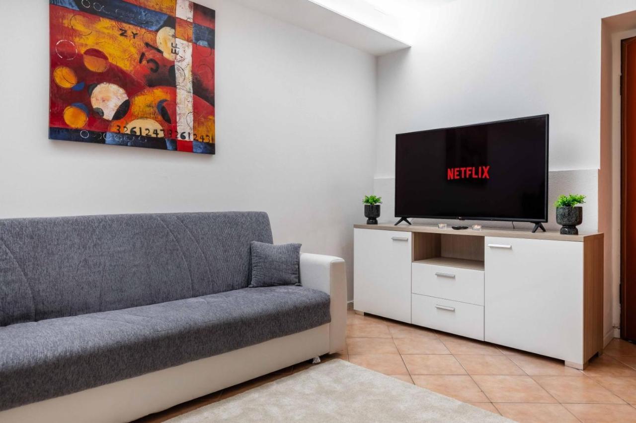 Loft Porta Romana - Cozy Apartment & Wi-Fi มิลาน ภายนอก รูปภาพ